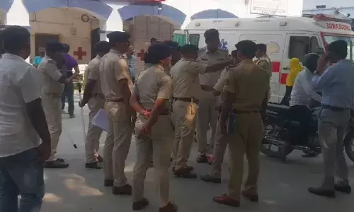 Bihar News: दारूबंदी वाले बिहार में शराब से गई पांच की जान, कइयों की हालत खराब Bihar News: दारूबंदी वाले बिहार में शराब से गई पांच की जान, कइयों की हालत खराब