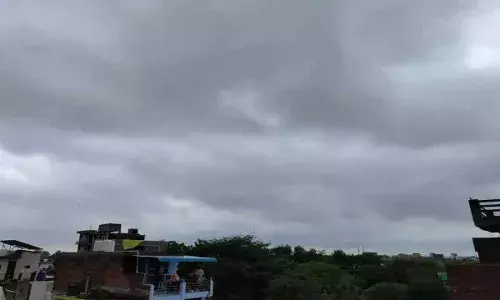 बिहार में बदला मौसम का मिजाज, तो लोग हुए परेशान; छठ महापर्व तक तेवर दिखाएगा ठंड! बिहार में बदला मौसम का मिजाज, तो लोग हुए परेशान; छठ महापर्व तक तेवर दिखाएगा ठंड!