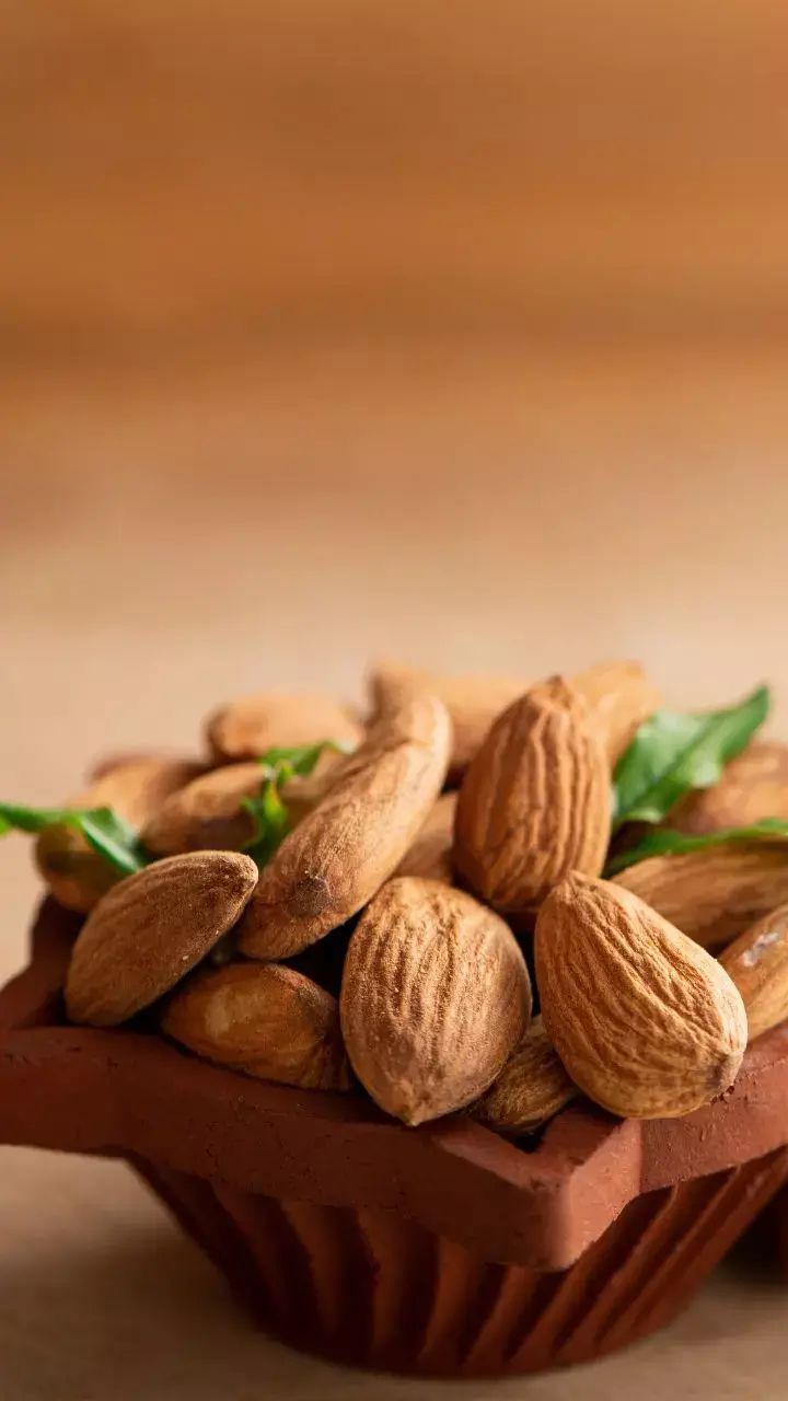 नकली बादाम से कैंसर का खतरा, कैसे पहचाने?