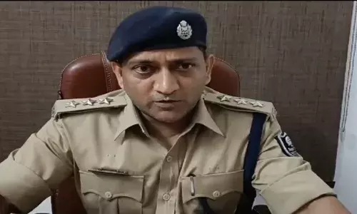Bihar Police: 300000 दो और घर जाओ! शराब तस्कर से दारोगा और सिपाही कर रहे थे डील, SSP ने दोनों को नाप दिया Bihar Police: 300000 दो और घर जाओ! शराब तस्कर से दारोगा और सिपाही कर रहे थे डील, SSP ने दोनों को नाप दिया