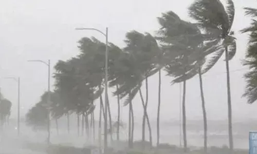 Cyclone Dana: बिहार को बेहाल करेगा दाना, पटना से पूर्णिया तक बदला मौसम; IMD ने जारी किया अलर्ट Cyclone Dana: बिहार को बेहाल करेगा दाना, पटना से पूर्णिया तक बदला मौसम; IMD ने जारी किया अलर्ट