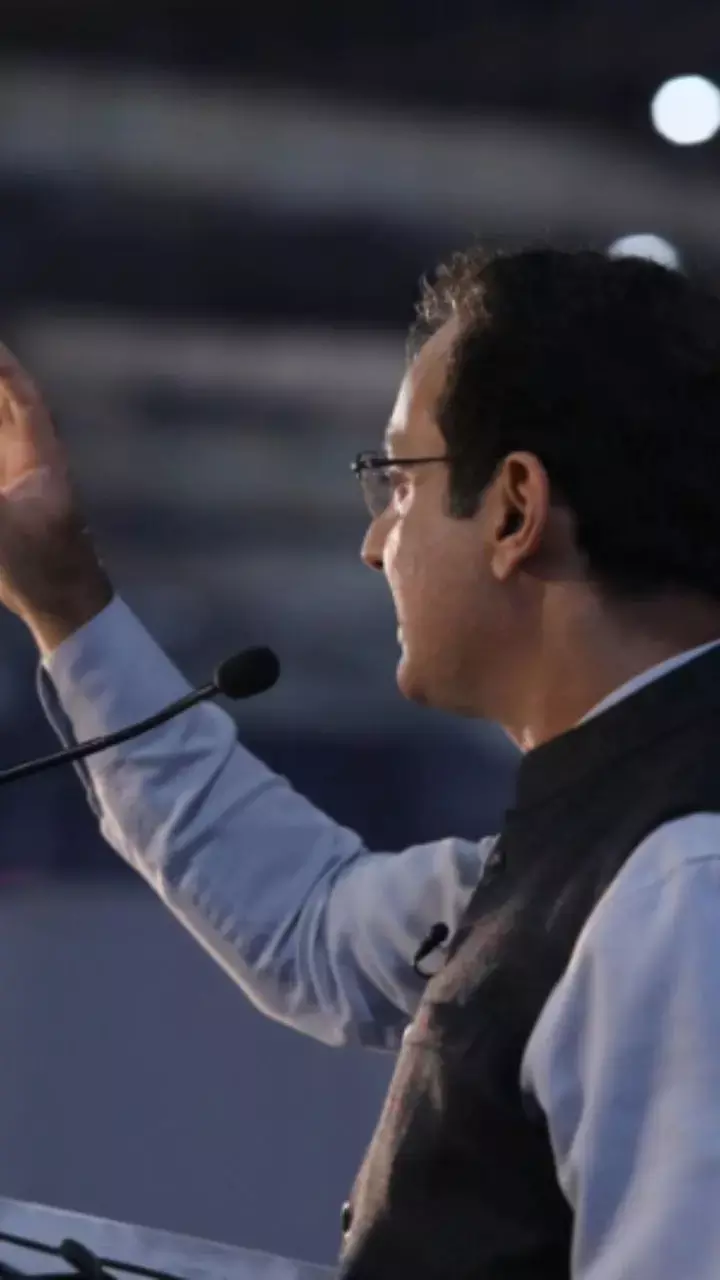 कितने घंटे पढ़कर बनेंगे IAS अफसर? विकास दिव्यकीर्ति सर ने बताया