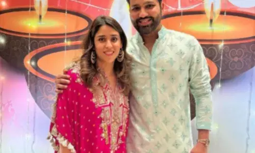 Rohit Sharma Blessed Baby Boy: रोहित शर्मा के घर गूंजी किलकारी, पत्नी ने दिया बेटे को जन्म Rohit Sharma Blessed Baby Boy: रोहित शर्मा के घर गूंजी किलकारी, पत्नी ने दिया बेटे को जन्म