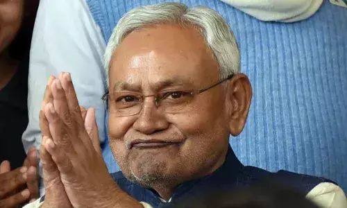बिहार में सियासी खेला करने को तैयार हैं नीतीश कुमार, जानें झारखंड चुनाव 2024 से क्यों रहे दूर बिहार में सियासी खेला करने को तैयार हैं नीतीश कुमार, जानें झारखंड चुनाव 2024 से क्यों रहे दूर