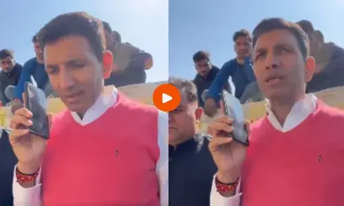 MP: फोन मिलाओ... शिवराज के गढ़ में घुसकर जीतू पटवारी ने कलेक्टर को लाइव बताने लगे किसानों का हाल