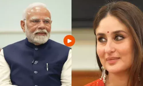 शो मैन राज कपूर की 100वीं जयंती पर कपूर फैमिली से मिले पीएम मोदी, करीना कपूर हुईं एक्साइटेड शो मैन राज कपूर की 100वीं जयंती पर कपूर फैमिली से मिले पीएम मोदी, करीना कपूर हुईं एक्साइटेड
