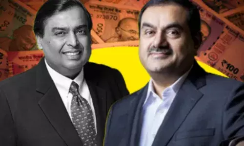 मुकेश अंबानी और गौतम अडानी को बड़ा झटका, दोनों की संपत्ति 100 बिलियन डॉलर से नीचे पहुंची मुकेश अंबानी और गौतम अडानी को बड़ा झटका, दोनों की संपत्ति 100 बिलियन डॉलर से नीचे पहुंची
