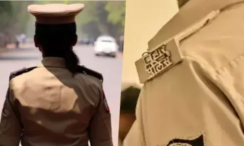 बिहार में लेडी कॉन्स्टेबल से खेल गया ड्राइवर, 13 साल बाद महिला सिपाही ने खोले एक-एक राज बिहार में लेडी कॉन्स्टेबल से खेल गया ड्राइवर, 13 साल बाद महिला सिपाही ने खोले एक-एक राज