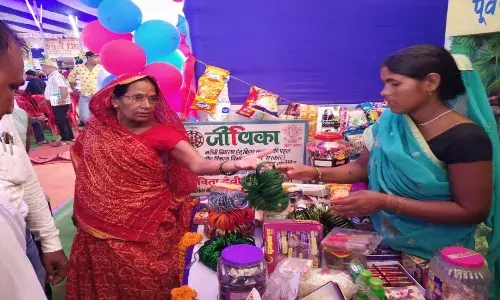 बिहार सरकार की स्वास्थ्य क्रांति की अगुवा बनीं 10 लाख से अधिक जीविका दीदियां बिहार सरकार की स्वास्थ्य क्रांति की अगुवा बनीं 10 लाख से अधिक जीविका दीदियां
