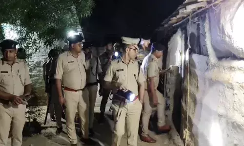 छोटे से घर में हर दिन खटर-पटर, रात में हो जाते शांत; अंदर पहुंची पुलिस तो नजारा देख हुई हैरान छोटे से घर में हर दिन खटर-पटर, रात में हो जाते शांत; अंदर पहुंची पुलिस तो नजारा देख हुई हैरान