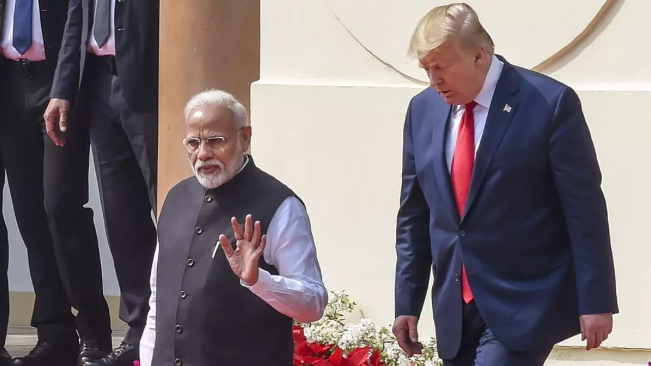 पीएम मोदी और ट्रंप में क्या हुई थी बात? सवाल से असहज हो गया अमेरिकी विदेश विभाग पीएम मोदी और ट्रंप में क्या हुई थी बात? सवाल से असहज हो गया अमेरिकी विदेश विभाग